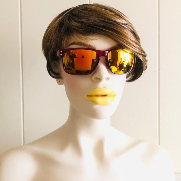 Red Sporty Style Sunglasses - Picture 6 of 6